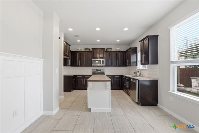 113 Bastian Lane, Georgetown, TX 78626