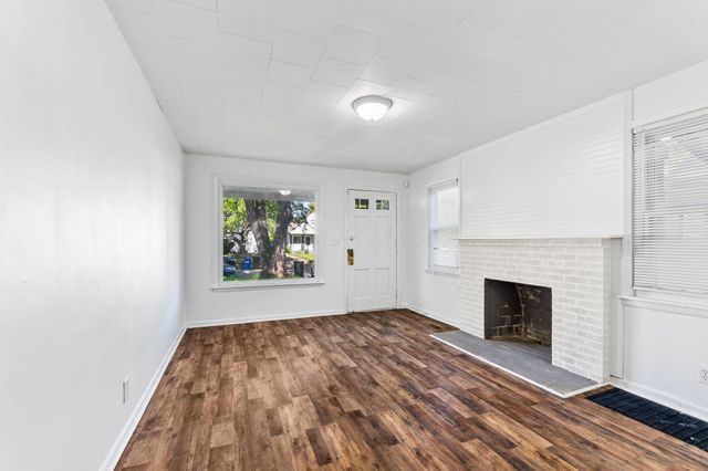 842 S Hampton Road, Columbus, OH 43227