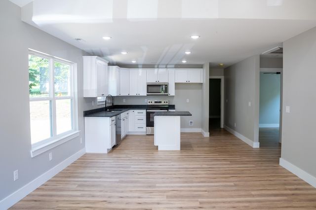 979 East Street SE, Cleveland, TN 37311