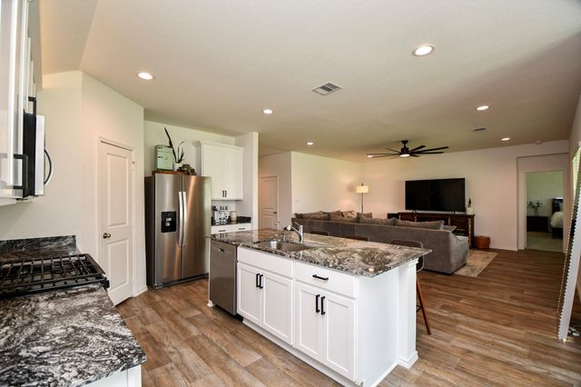 3008 Bur Landing Lane, Rosenberg, TX 77469