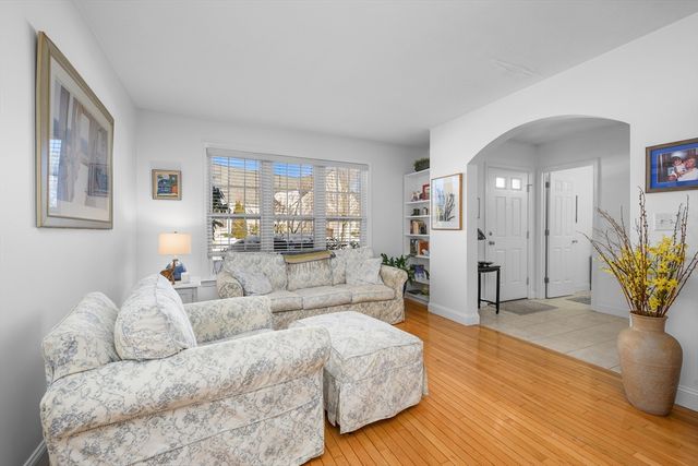 22 Stratford Rdg 22, Mashpee, MA 02649