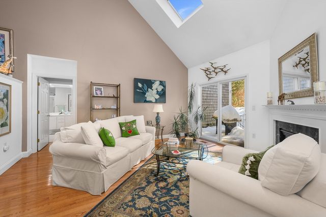 22 Stratford Rdg 22, Mashpee, MA 02649