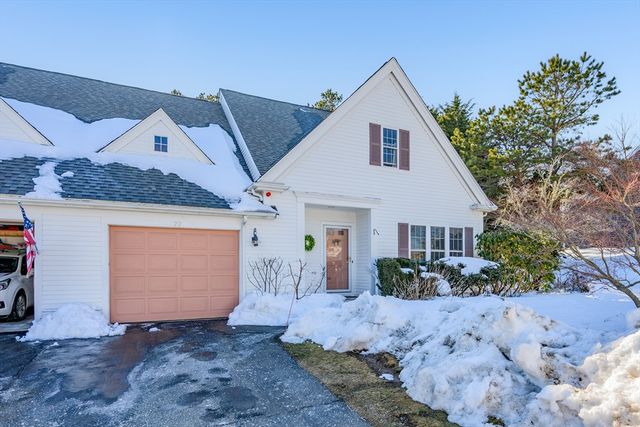 22 Stratford Rdg 22, Mashpee, MA 02649