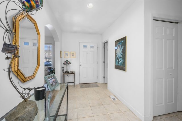 22 Stratford Rdg 22, Mashpee, MA 02649