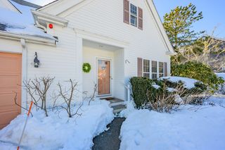 22 Stratford Rdg 22, Mashpee, MA 02649