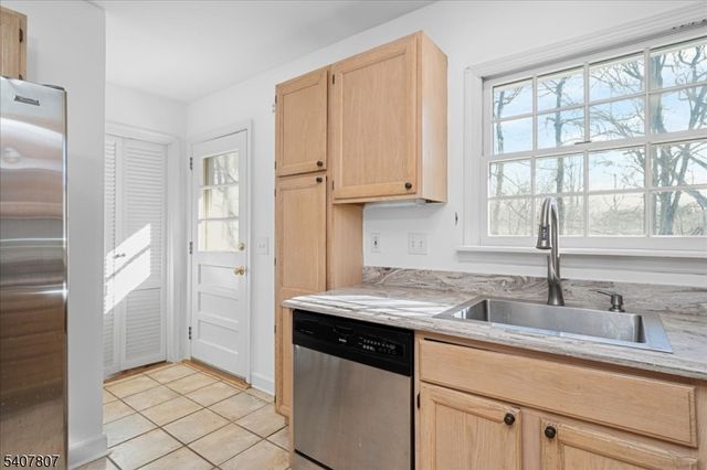 25 Dellwood Ave, Morris Twp., NJ 07960