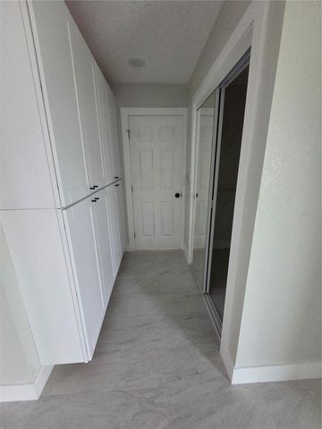 1238 VALLEY FORGE BOULEVARD, Sun City Center, FL 33573
