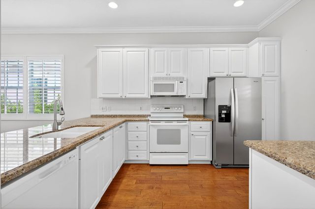 229 Poinciana Drive, Jupiter, FL 33458