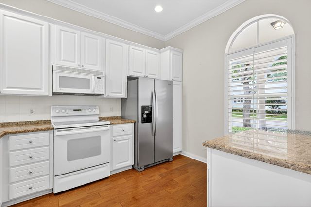 229 Poinciana Drive, Jupiter, FL 33458