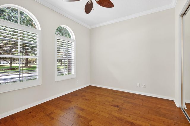 229 Poinciana Drive, Jupiter, FL 33458