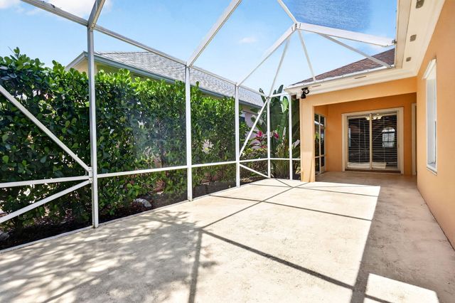 229 Poinciana Drive, Jupiter, FL 33458