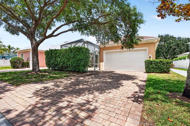 229 Poinciana Drive, Jupiter, FL 33458