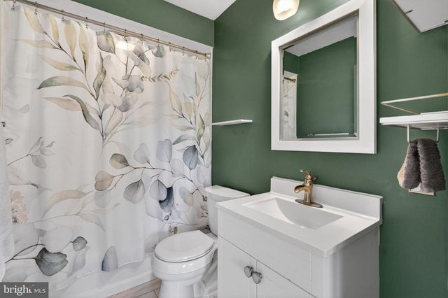 325 AUSTIN DR, Fairless Hills, PA 19030