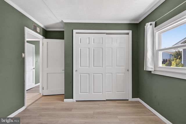 325 AUSTIN DR, Fairless Hills, PA 19030