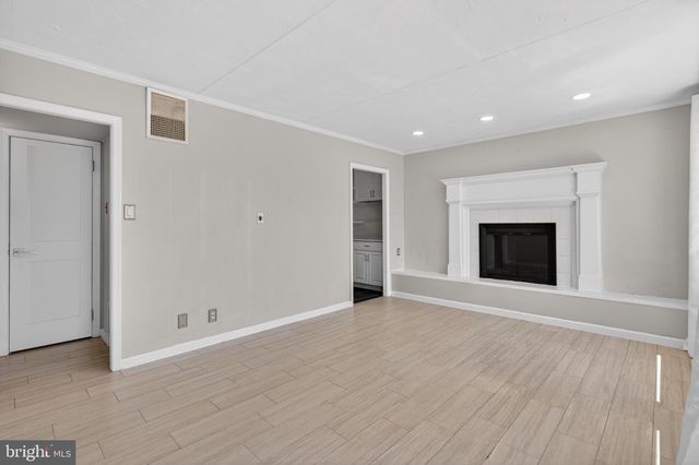 325 AUSTIN DR, Fairless Hills, PA 19030