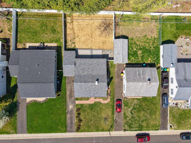 325 AUSTIN DR, Fairless Hills, PA 19030