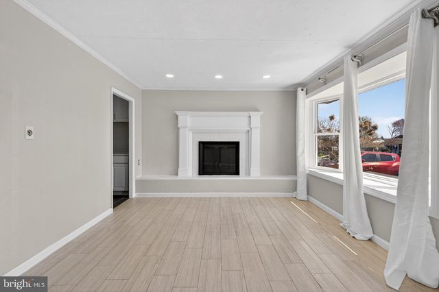 325 AUSTIN DR, Fairless Hills, PA 19030