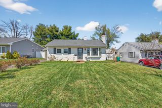 325 AUSTIN DR, Fairless Hills, PA 19030