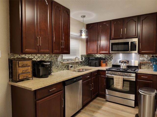 334 Freeman Street, Mesquite, TX 75149