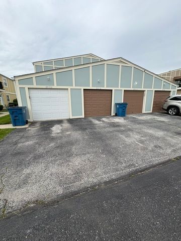 20114 Oak Lane U70, Lynwood, IL 60411