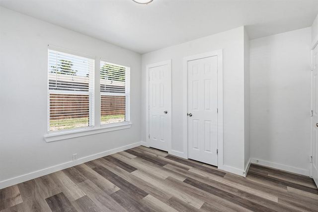 1911 Hearthside DR A, Austin, TX 78757