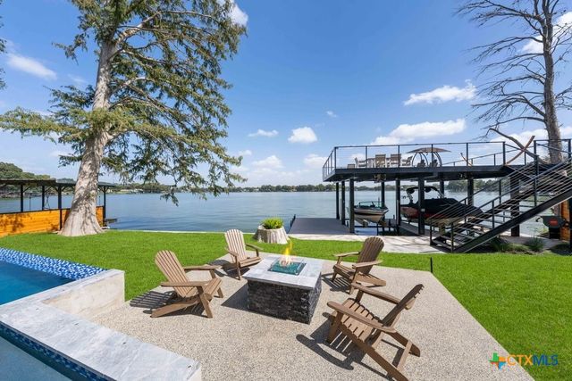270 Isle Of View Drive, Mcqueeney, TX 78123