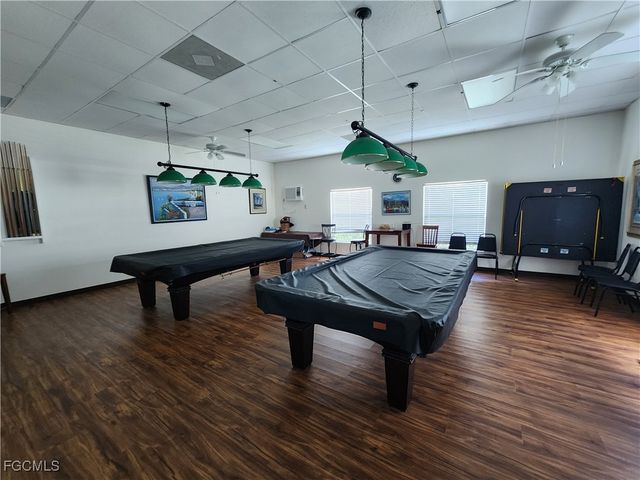 21 Diamond LN D21, Naples, FL 34112