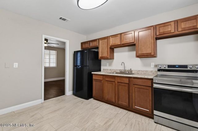 825 GATES Street, Jacksonville, FL 32208