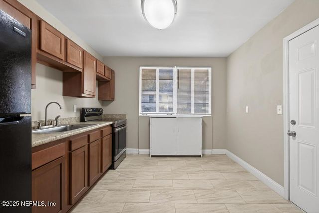 825 GATES Street, Jacksonville, FL 32208