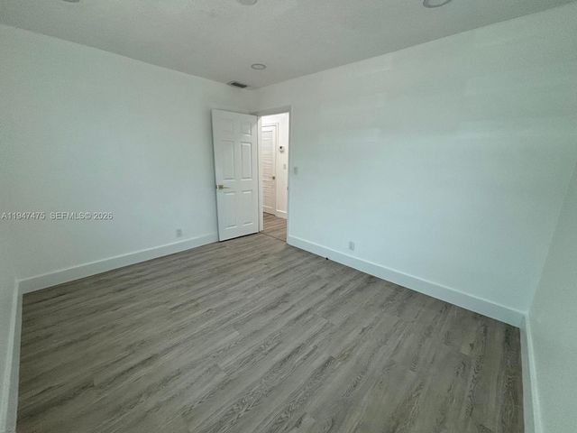 4715 NW 44th St, Tamarac, FL 33319