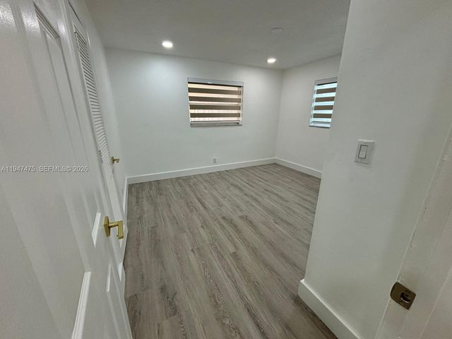 4715 NW 44th St, Tamarac, FL 33319