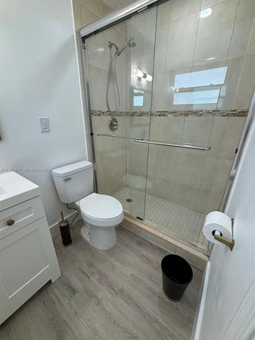 4715 NW 44th St, Tamarac, FL 33319