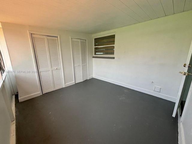 4715 NW 44th St, Tamarac, FL 33319