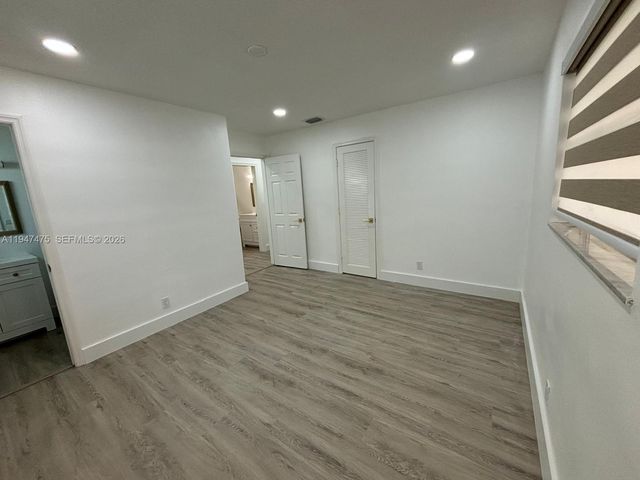 4715 NW 44th St, Tamarac, FL 33319