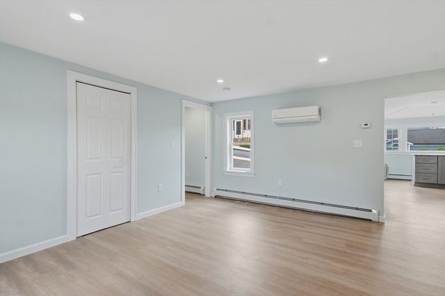 52 Pleasant Street, Woburn, MA 01801