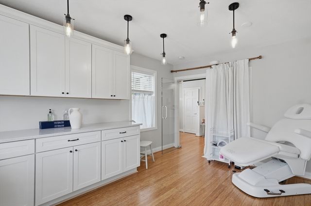 52 Pleasant Street, Woburn, MA 01801