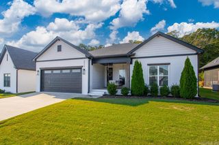 2525 Overcup, Conway, AR 72034