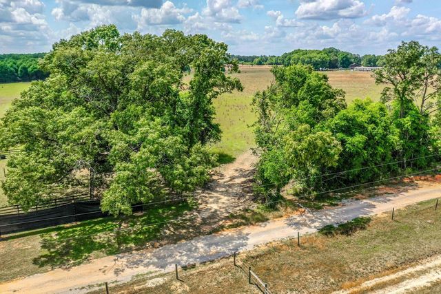1704 Cobb Road, Baker, FL 32531