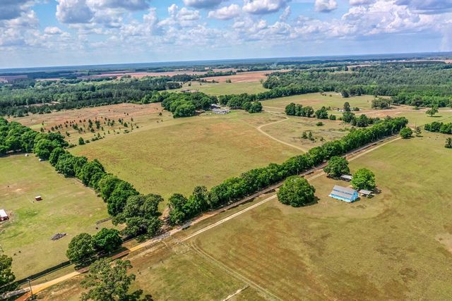 1704 Cobb Road, Baker, FL 32531