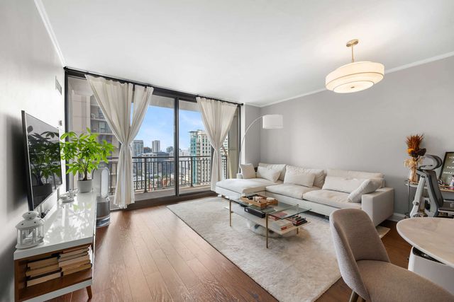 630 N State Street 1909, Chicago, IL 60654