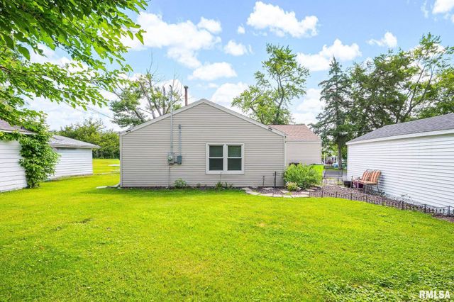 5229 N HAMILTON Road, Peoria, IL 61614