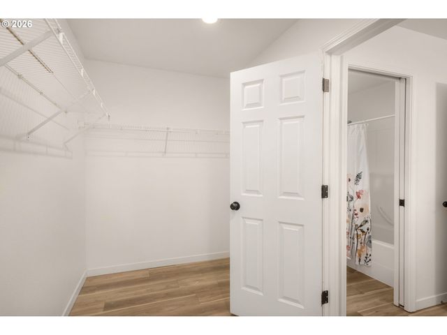 5098 Ne SCHOELER Cir, Hillsboro, OR 97124