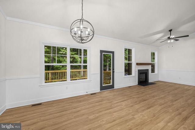 1109 LAKEVIEW PKWY, Locust Grove, VA 22508