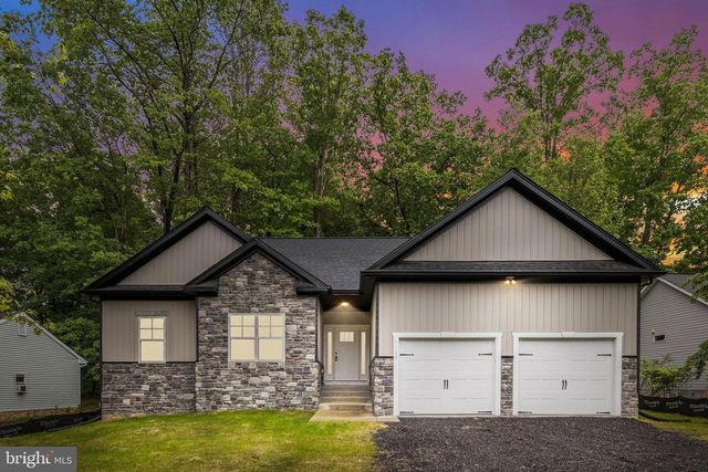 1109 LAKEVIEW PKWY, Locust Grove, VA 22508