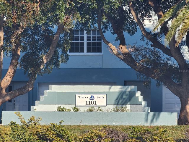 1101 PINELLAS BAYWAY S 303, Tierra Verde, FL 33715
