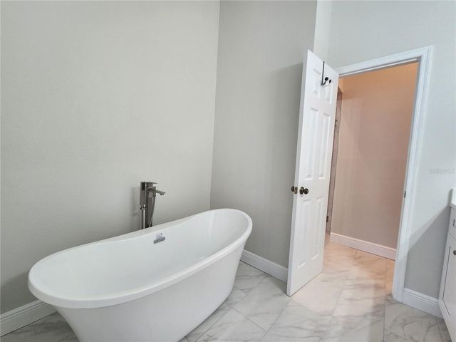 1101 PINELLAS BAYWAY S 303, Tierra Verde, FL 33715