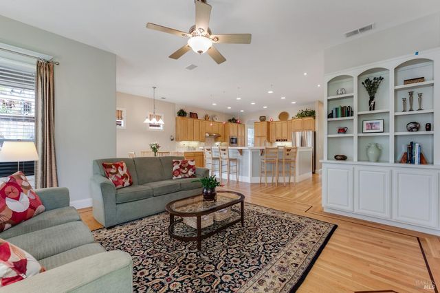 3559 Alturia Hts, Santa Rosa, CA 95403