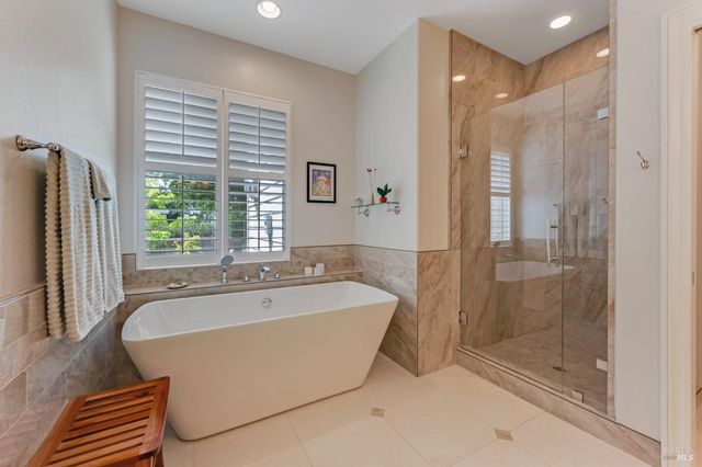 3559 Alturia Hts, Santa Rosa, CA 95403