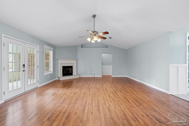 2975 Corsair Dr, Pensacola, FL 32507