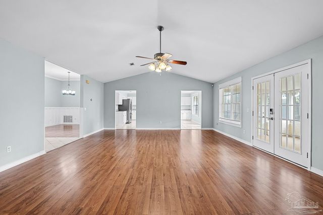 2975 Corsair Dr, Pensacola, FL 32507